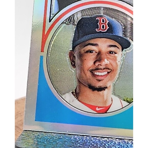 2018 Topps Chrome - 1983 Topps Refractor Mookie Betts #83T-4 LA Dodgers - Picture 10 of 10